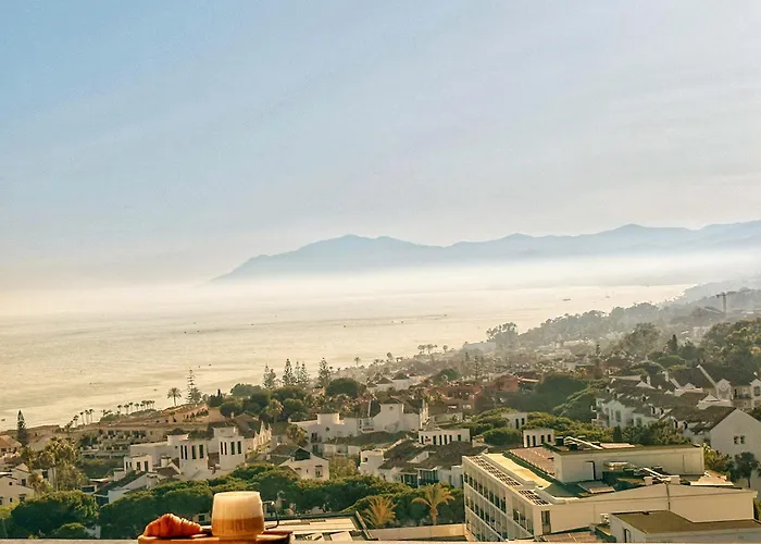 Apartmán With Stunning Sea & Mountain Views