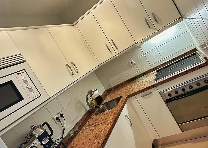 With Stunning Sea & Mountain Views Apartment *