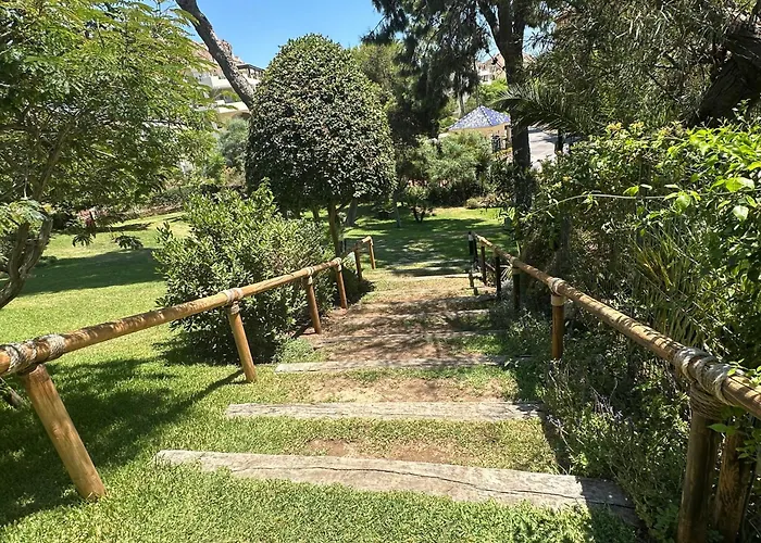 With Stunning Sea & Mountain Views * Marbella