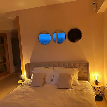 公寓 With Stunning Sea & Mountain Views